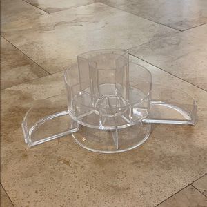 Acrylic makeup organizer